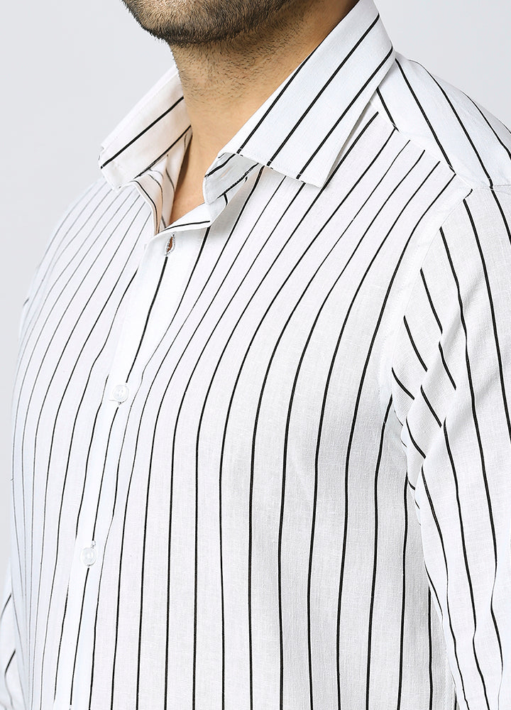 Cutaway Collar Toss  Stripe Shirt - Black