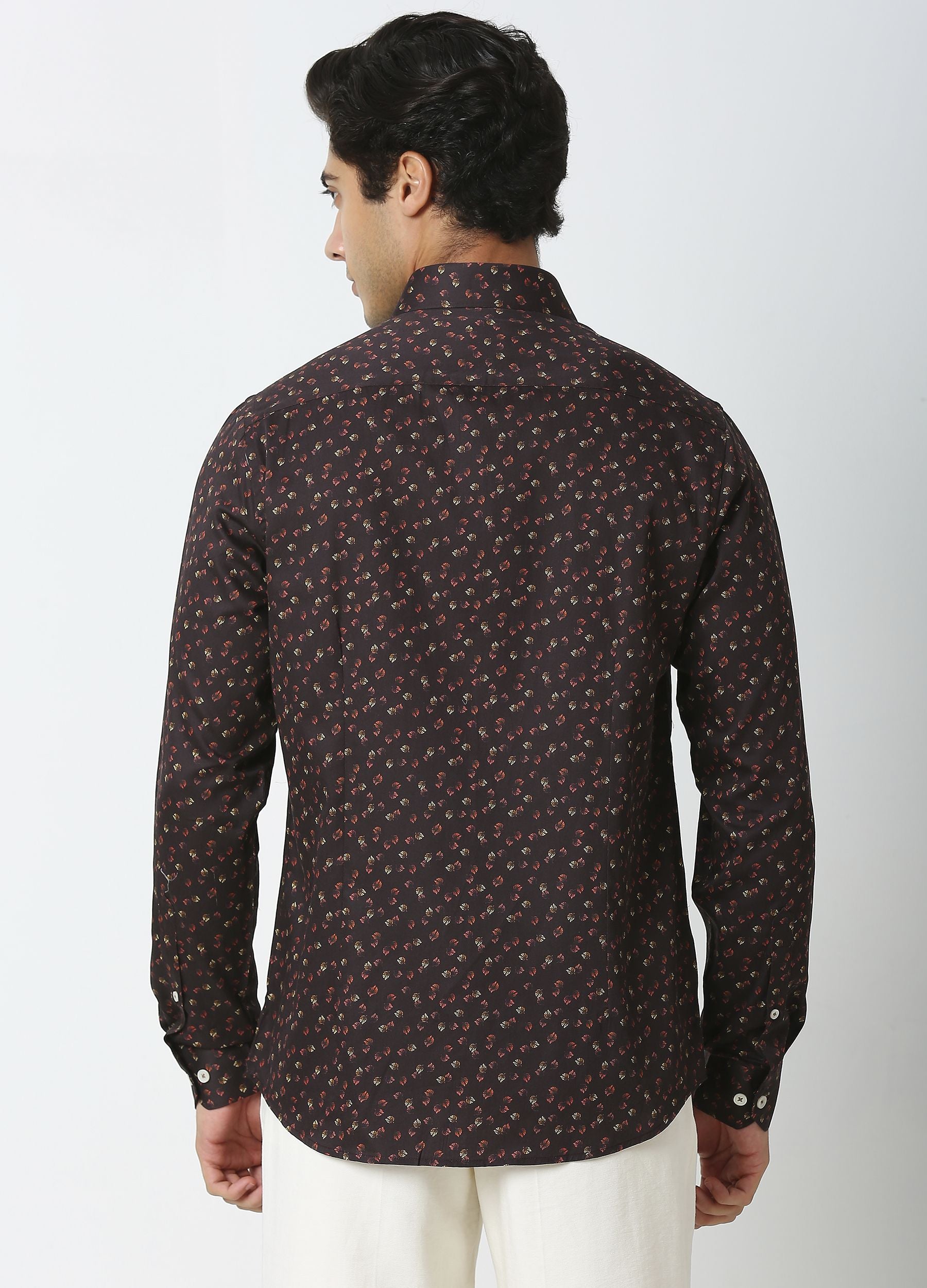 Fyll: Satin Leaf Print Shirt - Wood Brown