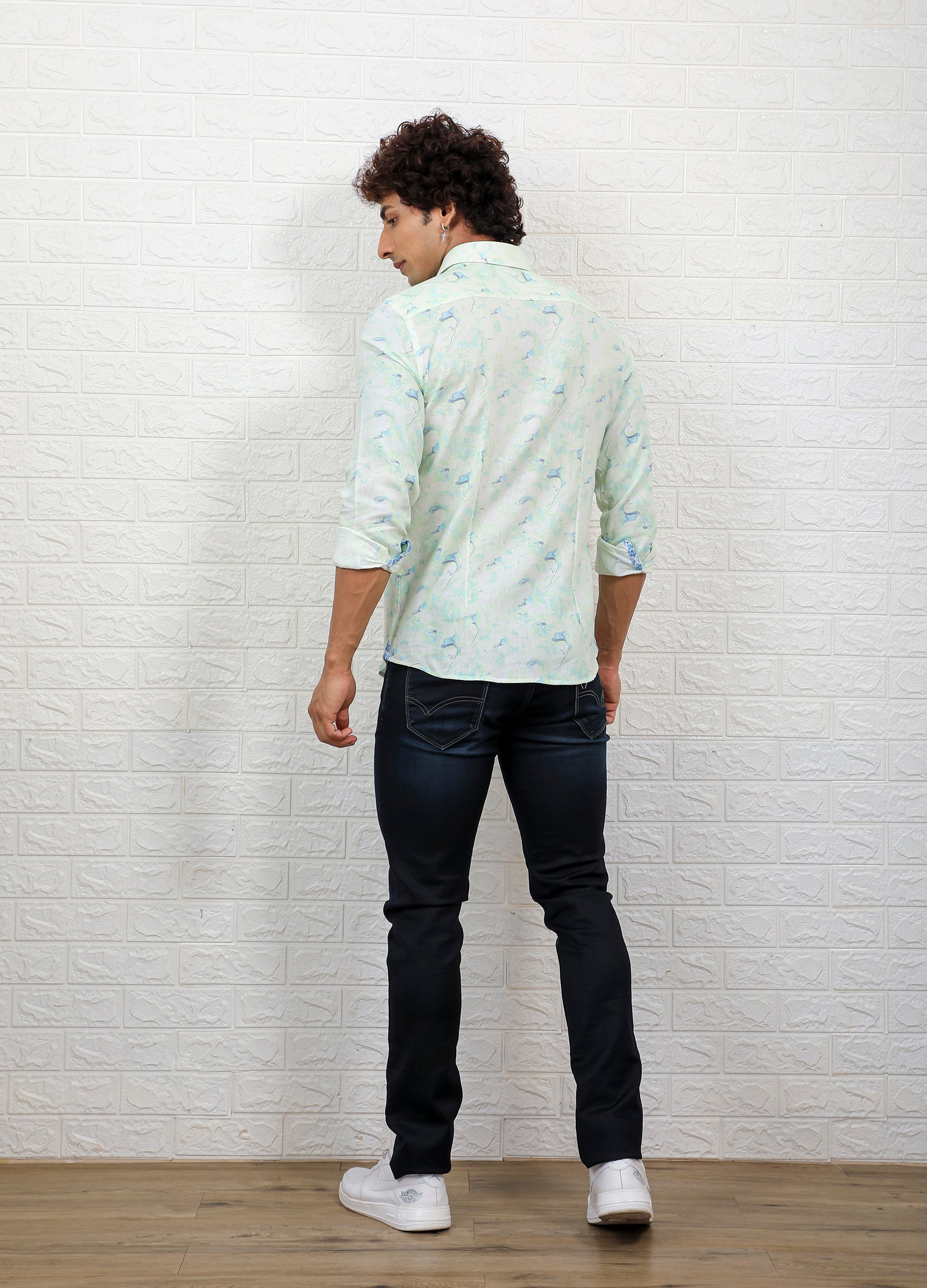 Marb Verte: Point Collar Linen Blend Marble Print Shirt - Off White