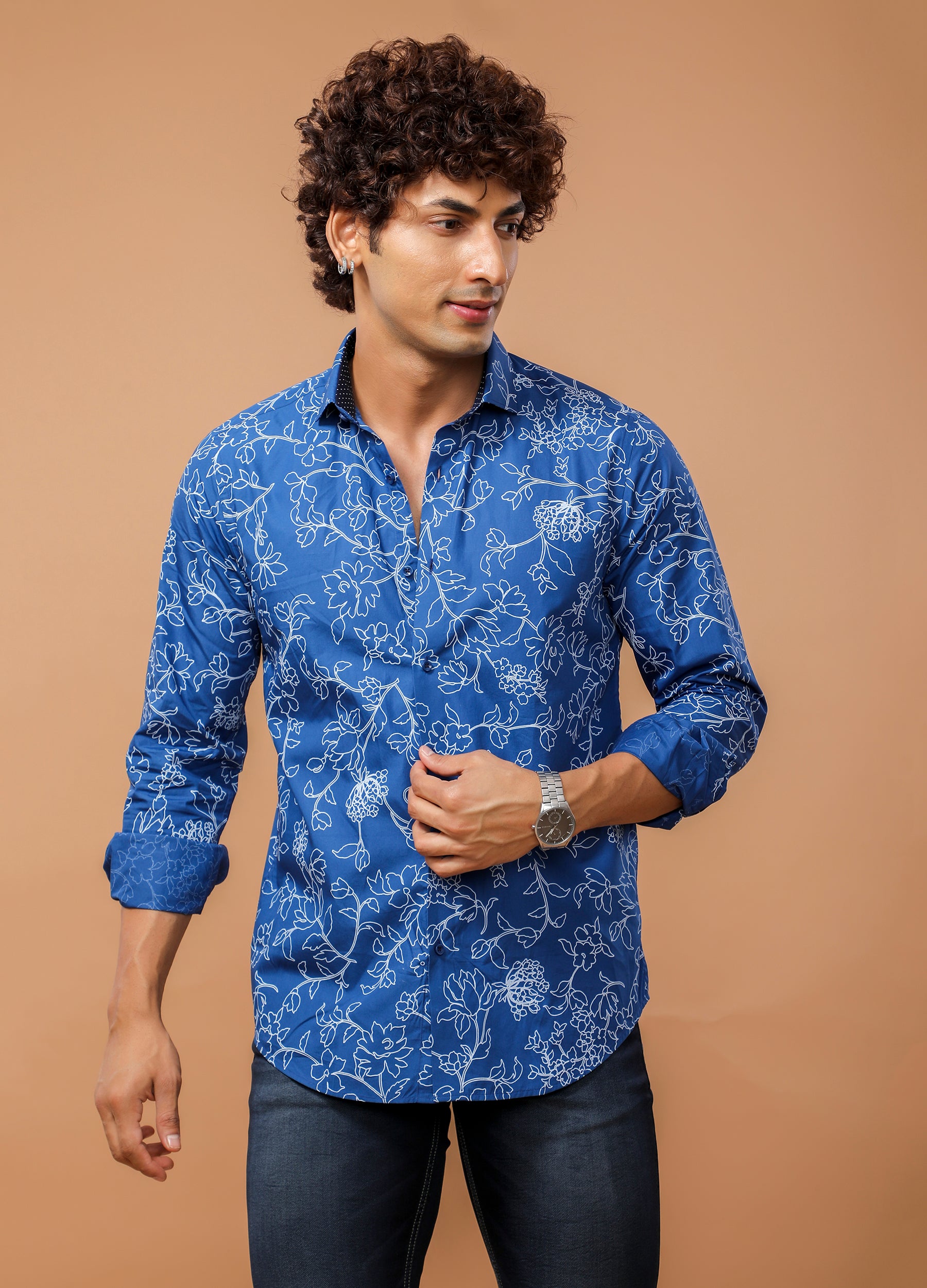 Grafi: Cutaway Collar Satin Floral Print Club Shirt - Sky Blue